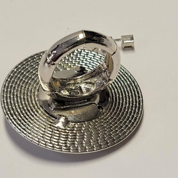 Adjustable Silver Crystal Flamboyant Cocktail Ring - Picture 5 of 8